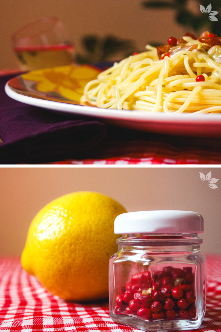 Spaguettini com crisps de presunto parma e pimenta rosa