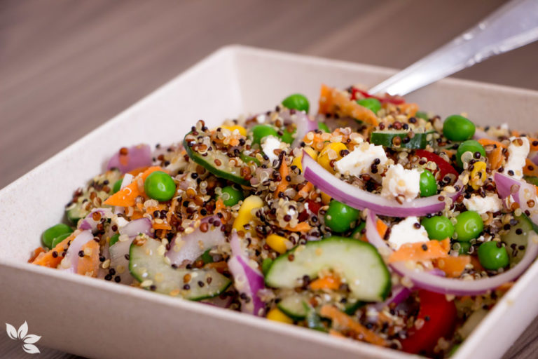 Salada De Quinoa - Receita Leve E ótima Para O Dia A Dia.