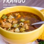 Receita de Sopa de Frango com Legumes